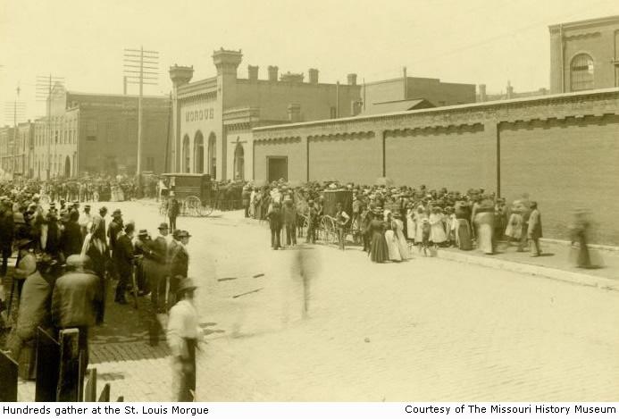 Hundreds gather at the St. Louis Morgue Hundreds gather at the St. Louis Morgue